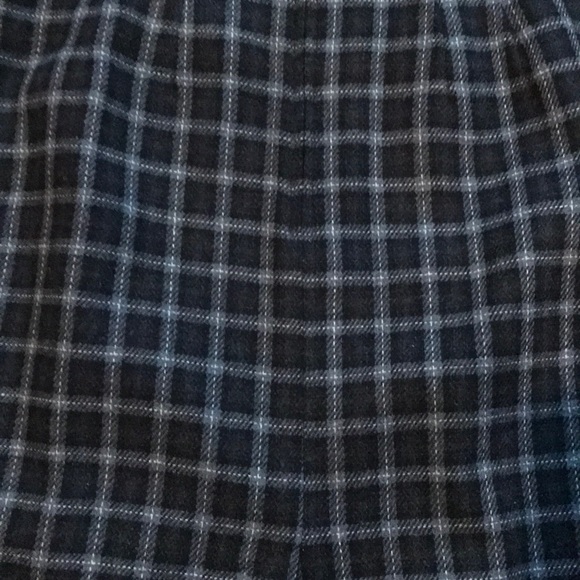 🦋NWT🦋Light/dark gray wool Blend skirt whitelines - Picture 2 of 6